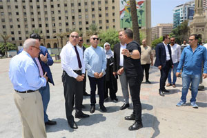 محافظ القاهرة يتفقد ميدان التحرير والمناطق المحيطة به
