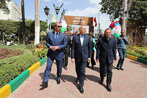 محافظ القاهرة يشارك المواطنين عيد الفطر المبارك بحديقة الحرية بالزمالك 