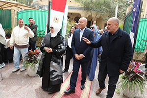 محافظ القاهرة يقوم بزيارة جمعية الباقيات الصالحات بالمقطم 